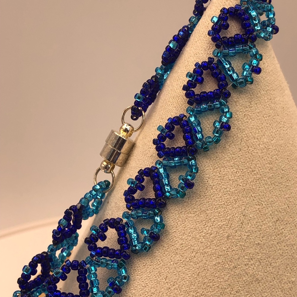 Blue Hearts Giltzy Bracelet NEW - Picture 5 of 5